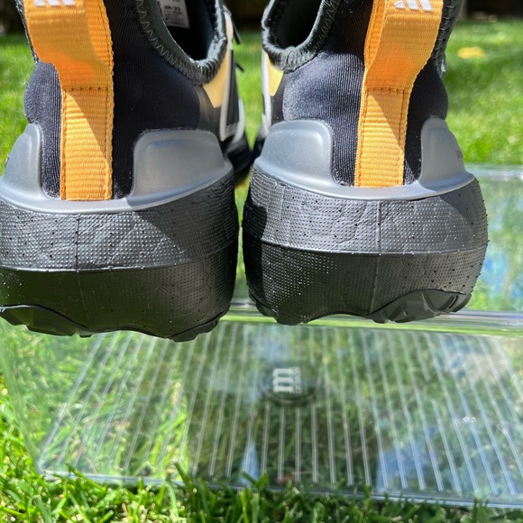 adidas Women's Sneakers - Black and Yellow - Picture 3 of 8